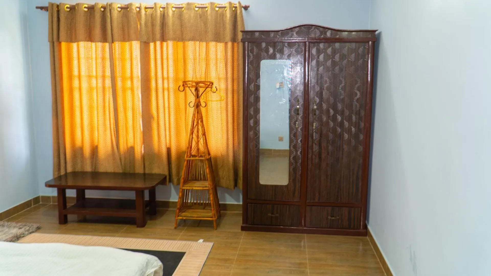 The White House Villa 8 Bedroom With Swimming Pool Kathmandu