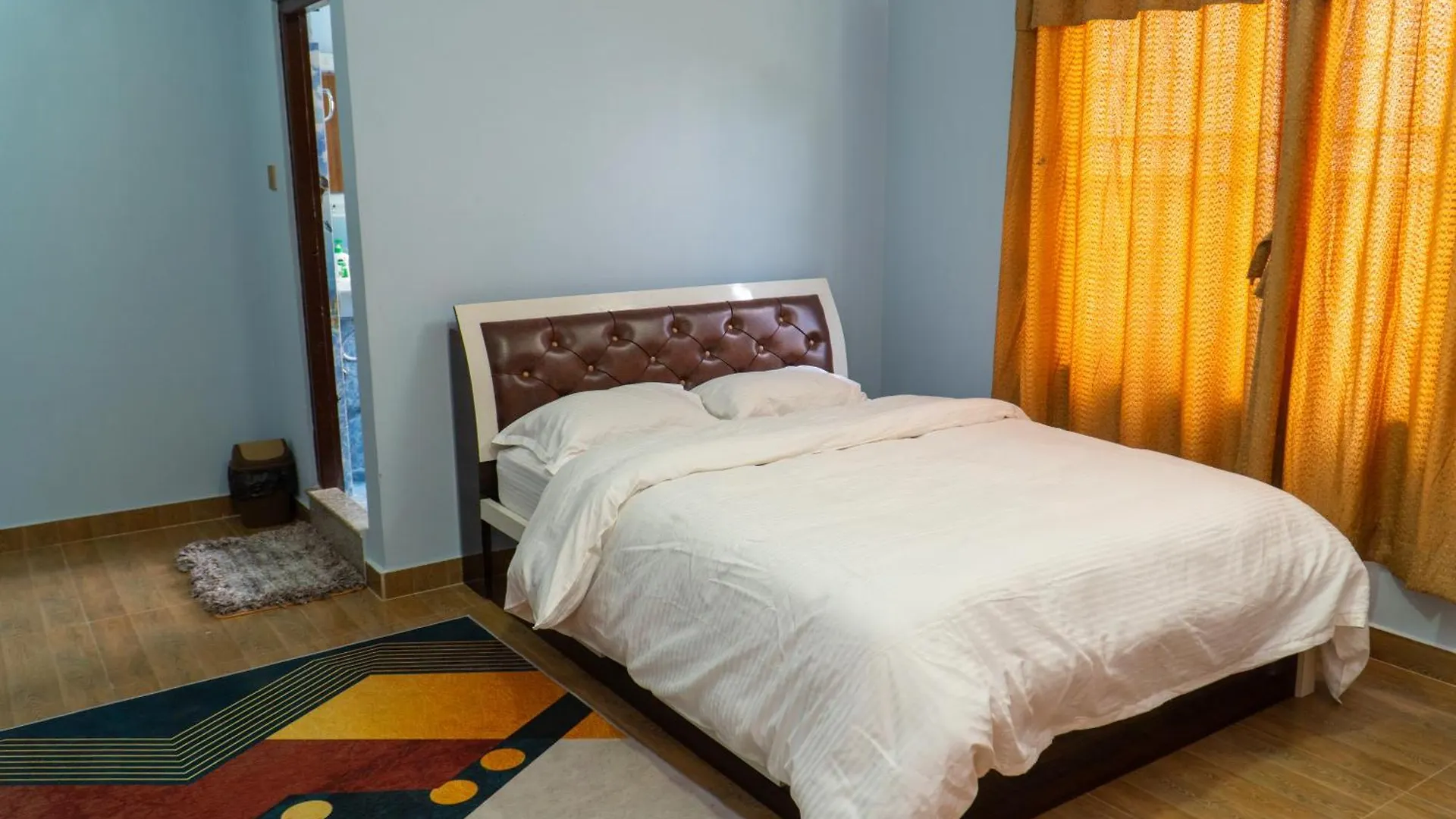 The White House Villa 8 Bedroom With Swimming Pool Kathmandu